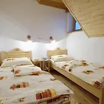 아파트 Alpine Homestead