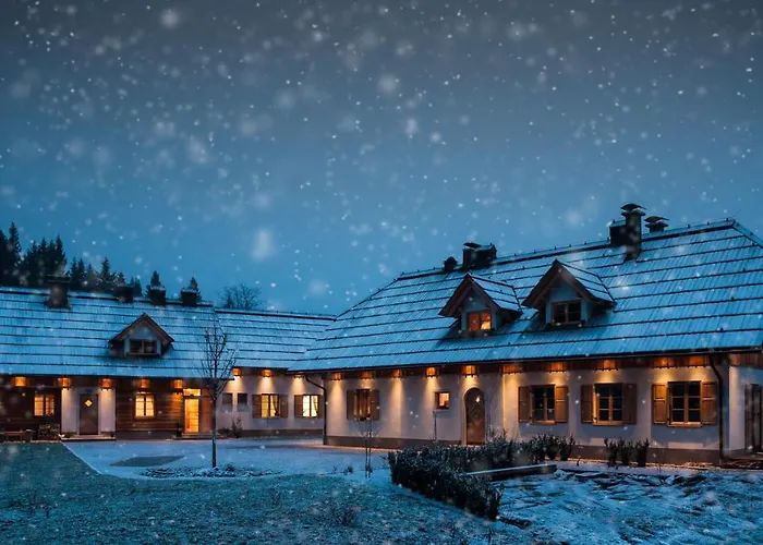 Alpine Homestead Апартаменты Горельек